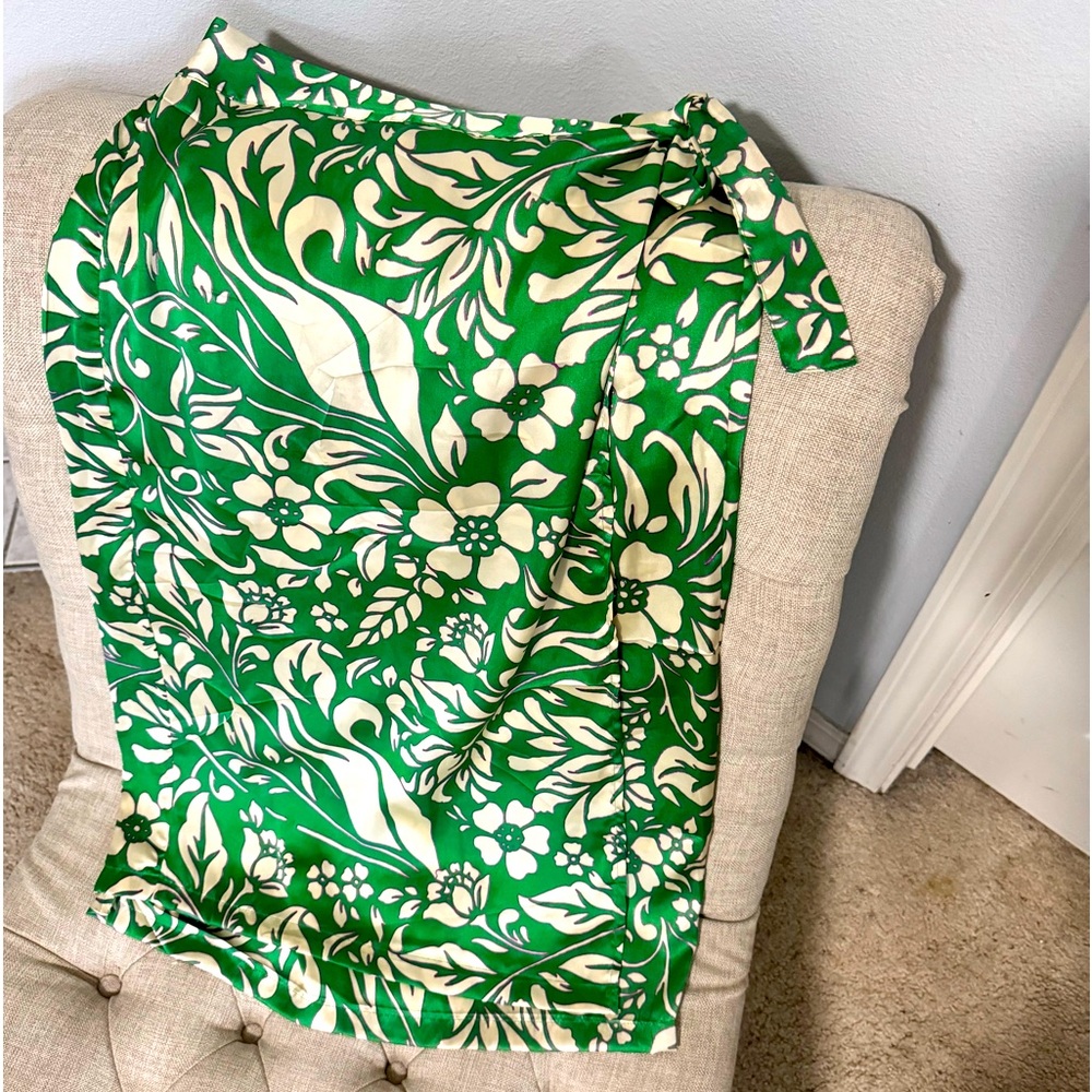Skirt- emerald green